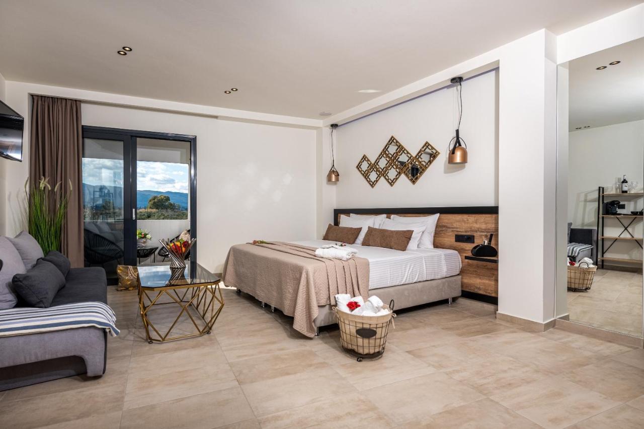Moon Boutique Hotel ลากานาส ภายนอก รูปภาพ