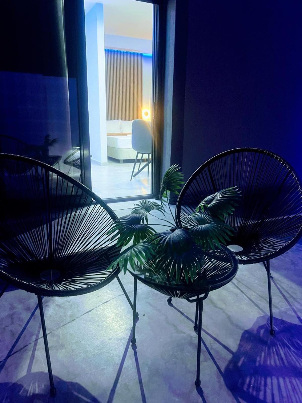 Moon Boutique Hotel ลากานาส ภายนอก รูปภาพ