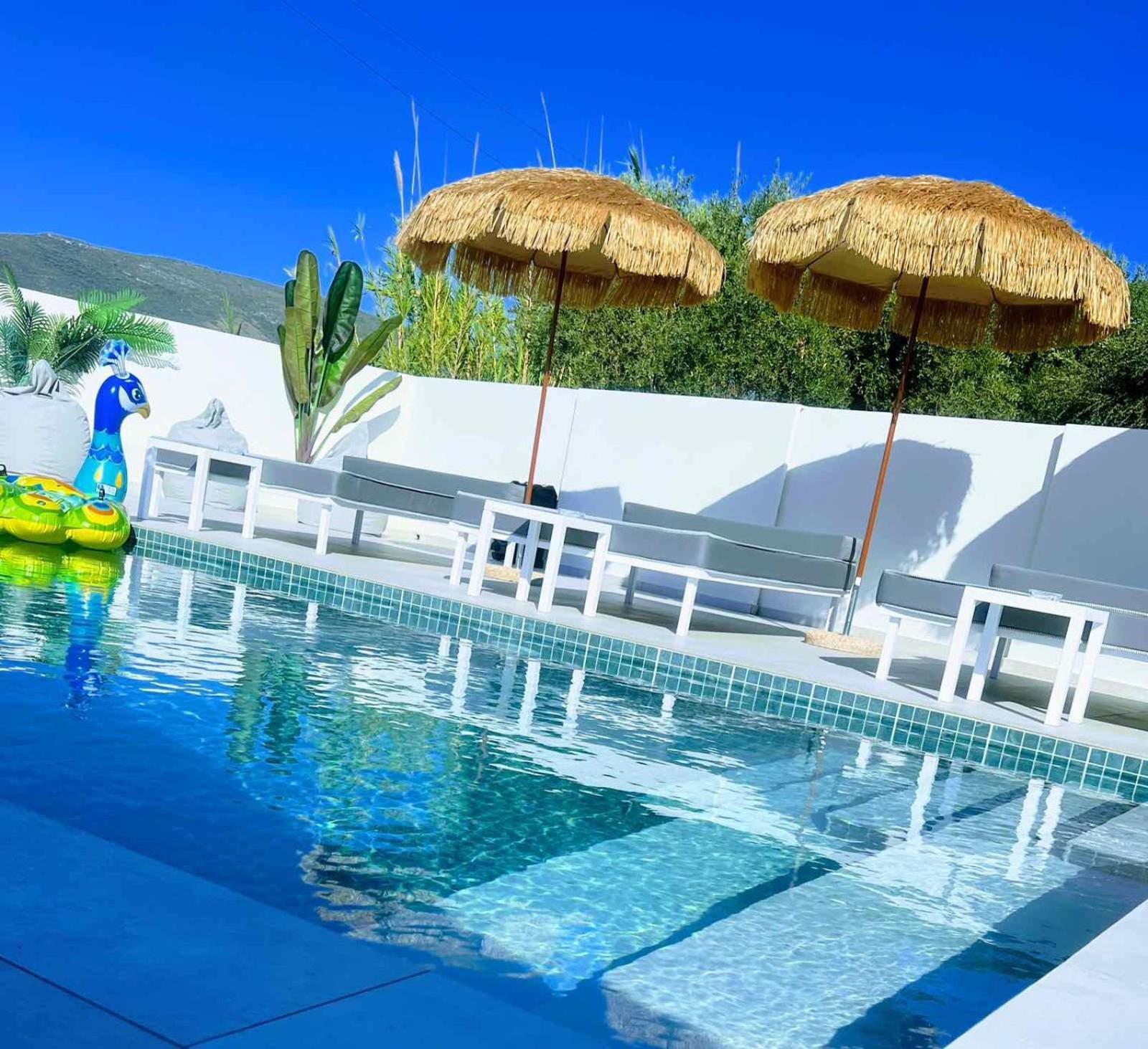 Moon Boutique Hotel ลากานาส ภายนอก รูปภาพ