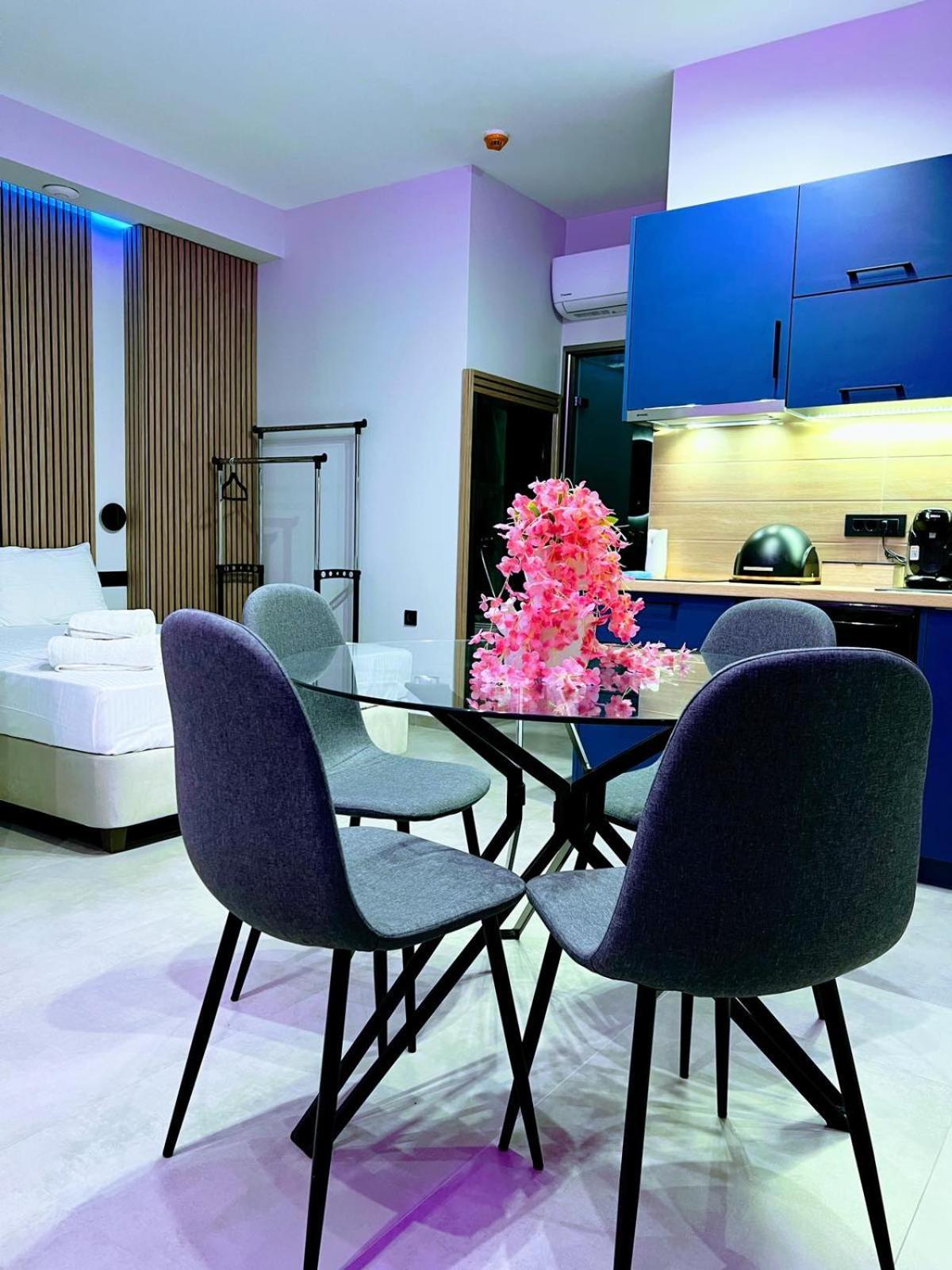 Moon Boutique Hotel ลากานาส ภายนอก รูปภาพ